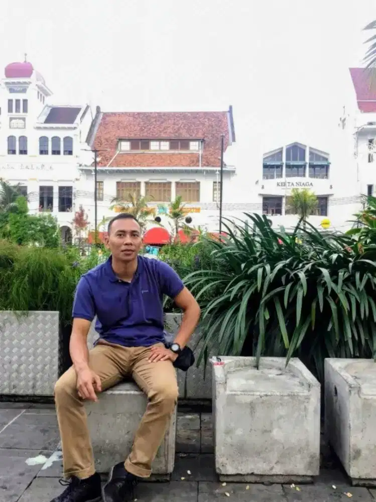 Sedang mencari pekerjaan sebagai drver