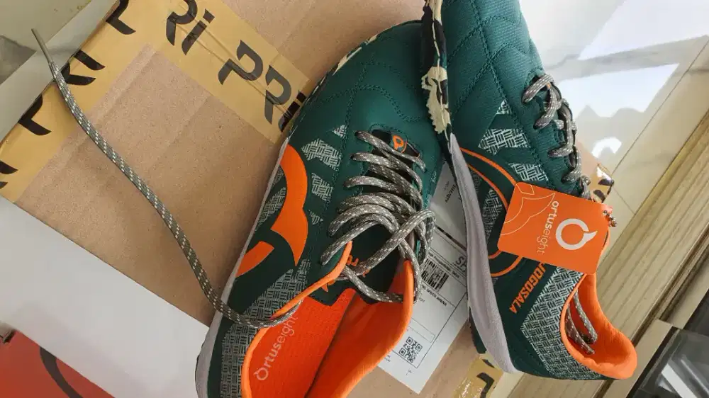 SEPATU FUTSAL ORTUS MURAH