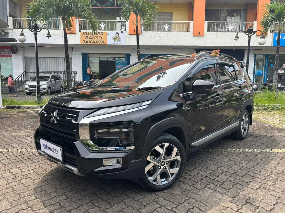 DP MURAH - Mitsubishi Xpander 1.5 Cross Premium Package Bensin-AT 2023