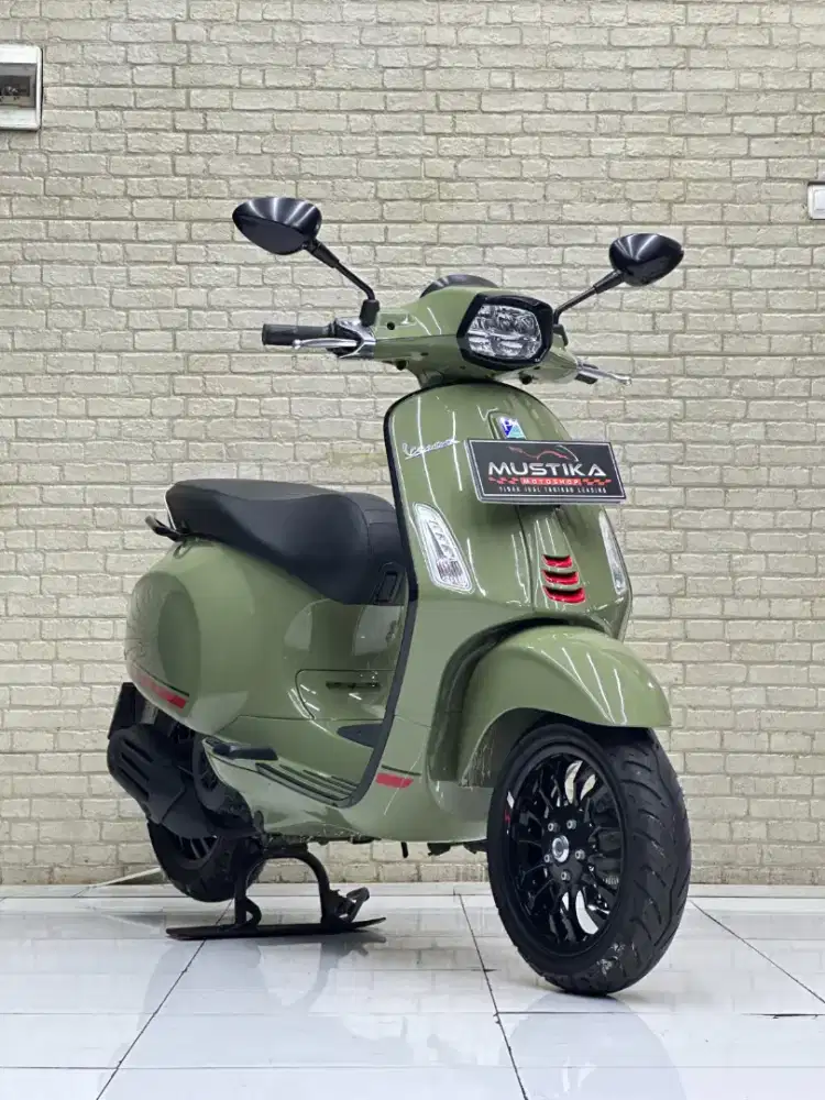 Vespa Sprint  S 150 2023 odo masih 6000