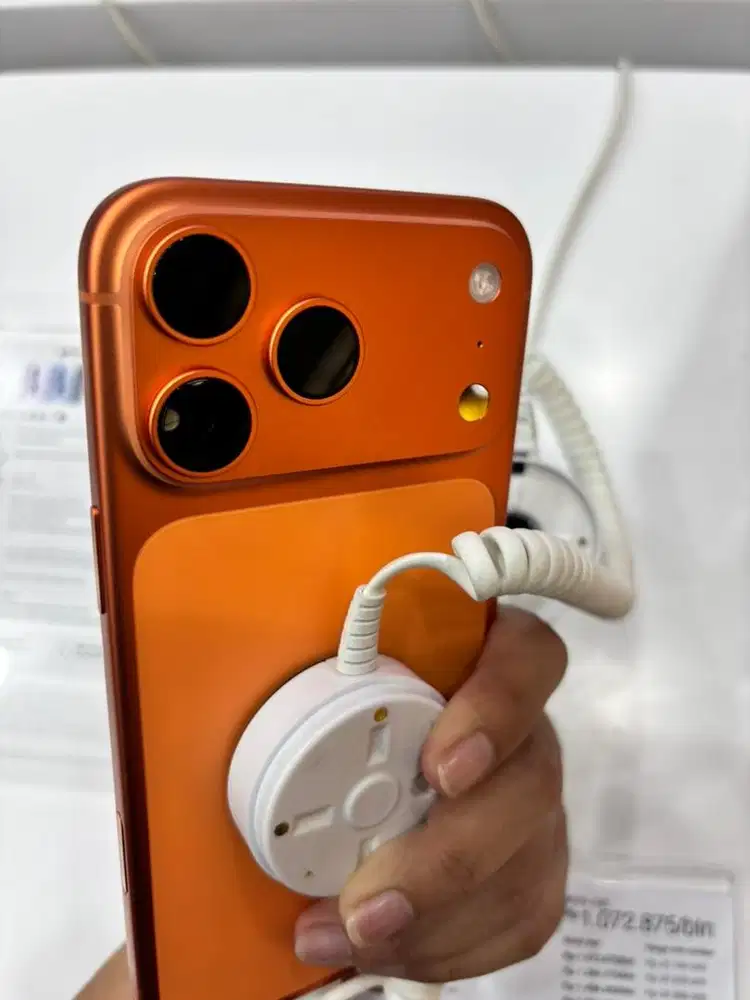 Credit iphone 17promax by Hamecredit