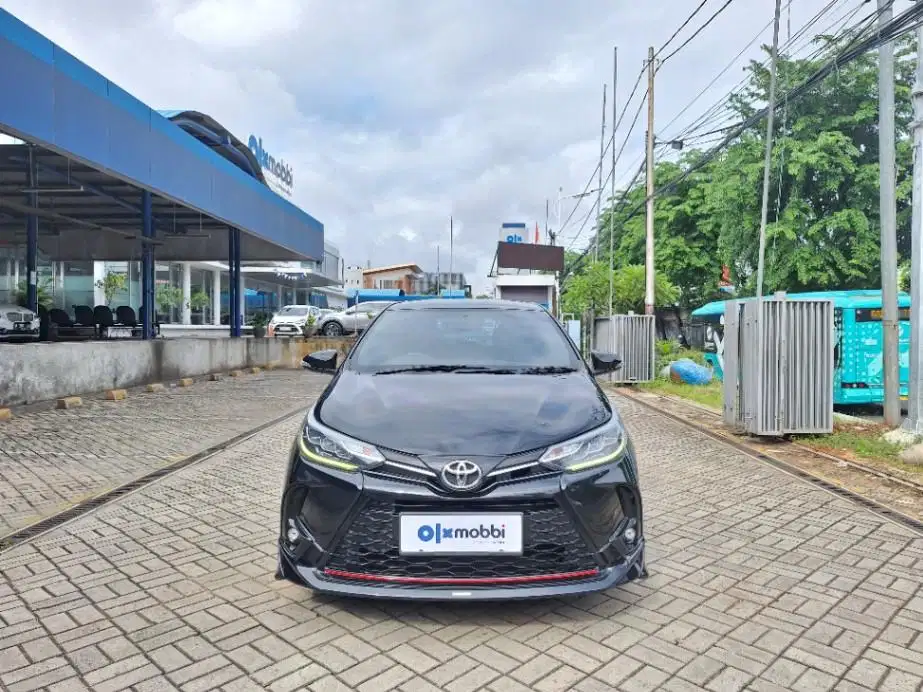 DP MURAH Toyota Yaris 1.5 S Bensin-MT 2021 Hitam CDFFB