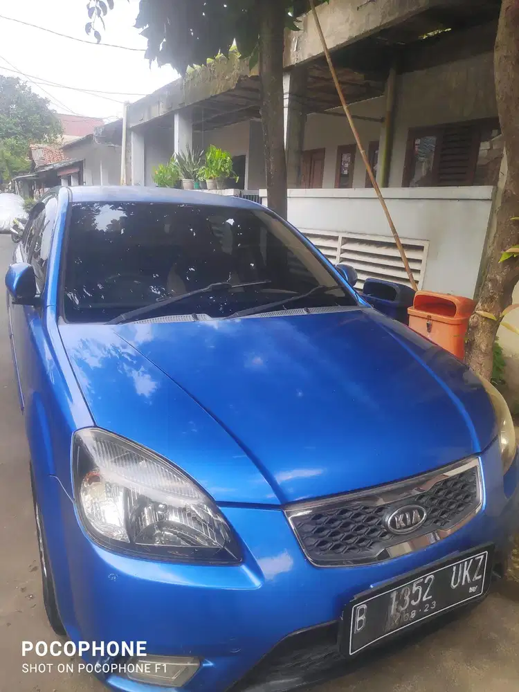 Kia Rio 2011 Bensin