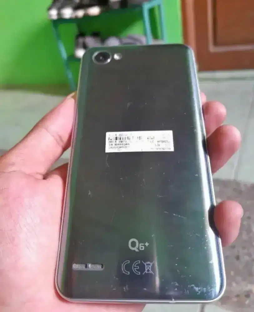 LG Q6 PLUS 4/64 hp+dus no casan