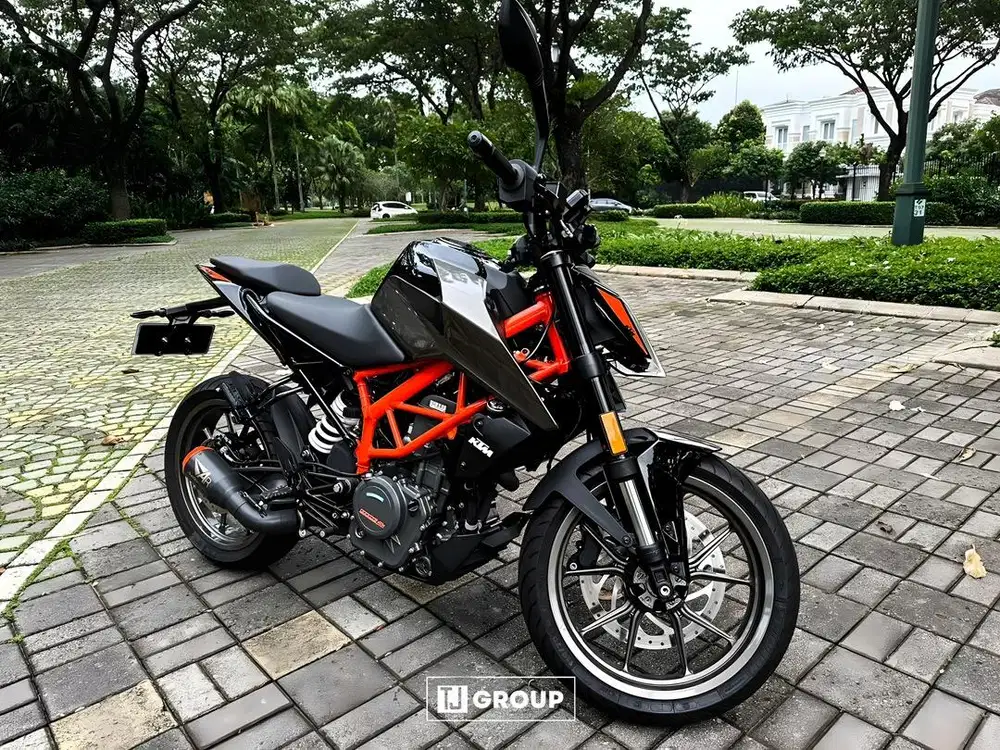 KTM DUKE 390 2023