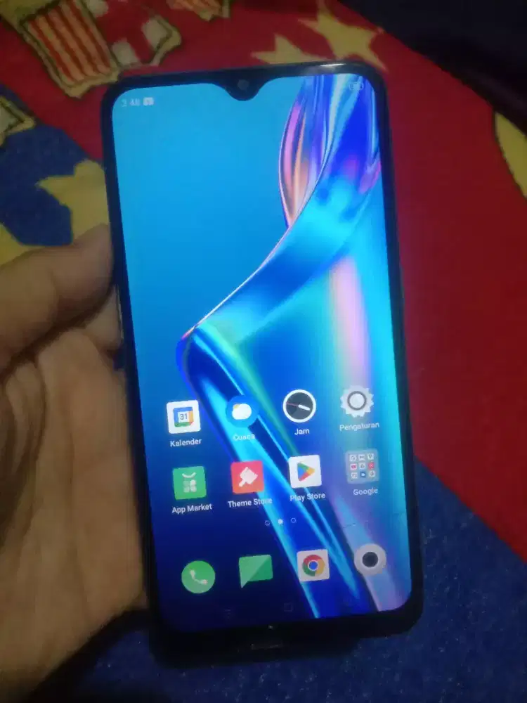 Oppo a12 ram 3*32 tc retak selebihnya aman satset