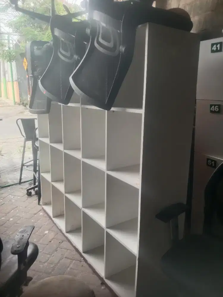 Rak jualan, rak serbaguna,loker