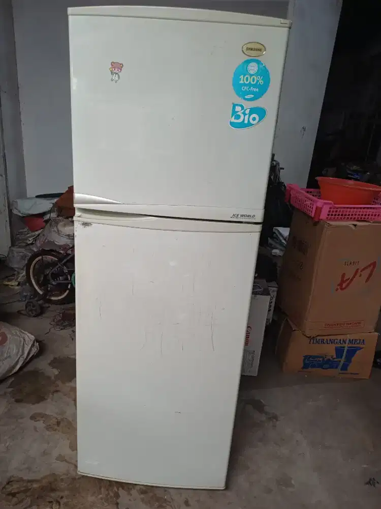 Kulkas samsung 2 Pintu