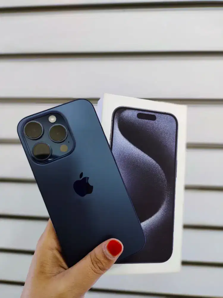IPHONE 15 PRO 256 BLUE SECOND IBOX