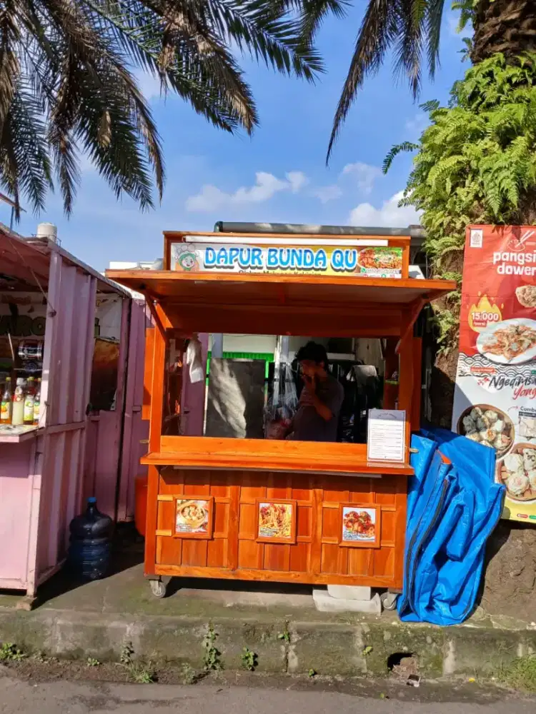 Gerobak dimsum kayu