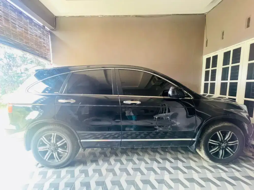Jual mobil seken CRV 2.4 murah