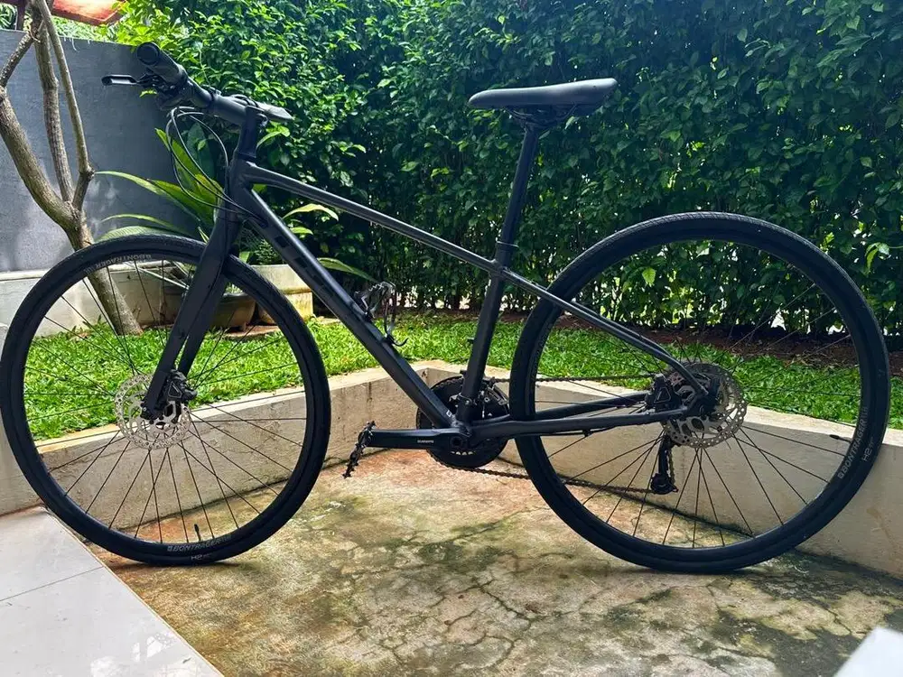 Sepeda MTB Hybrid Roadbike Trek FX 3 cocok buat dimodif Kalcer