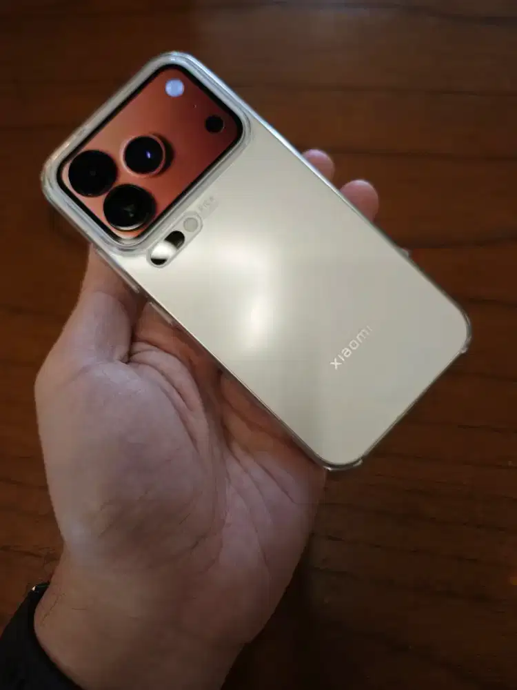 Xiaomi 17 Pro 12/512 GB Putih Fullset sudah Bea Cukai