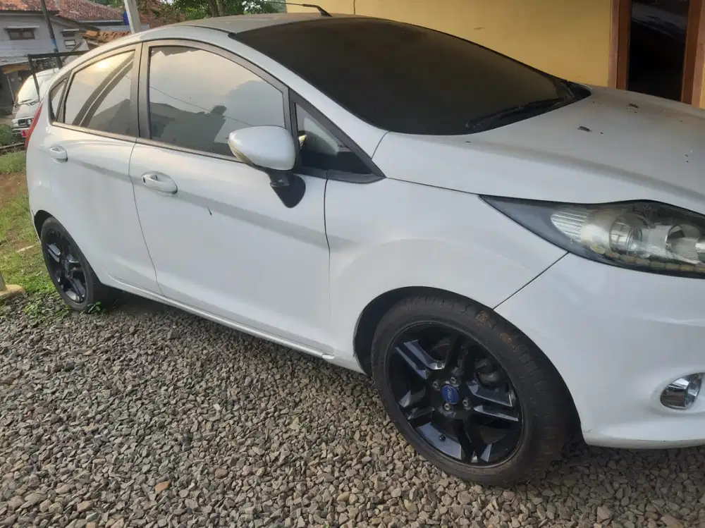 Ford Fiesta 2011 Bensin