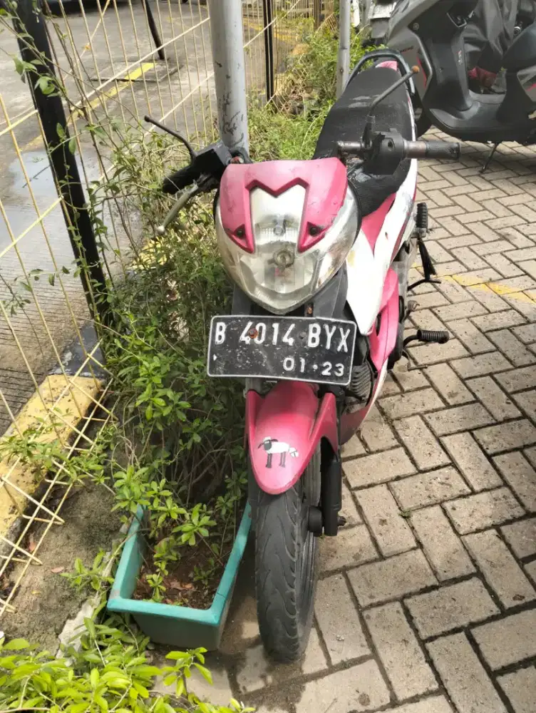 Kawasaki athelet 125 merah