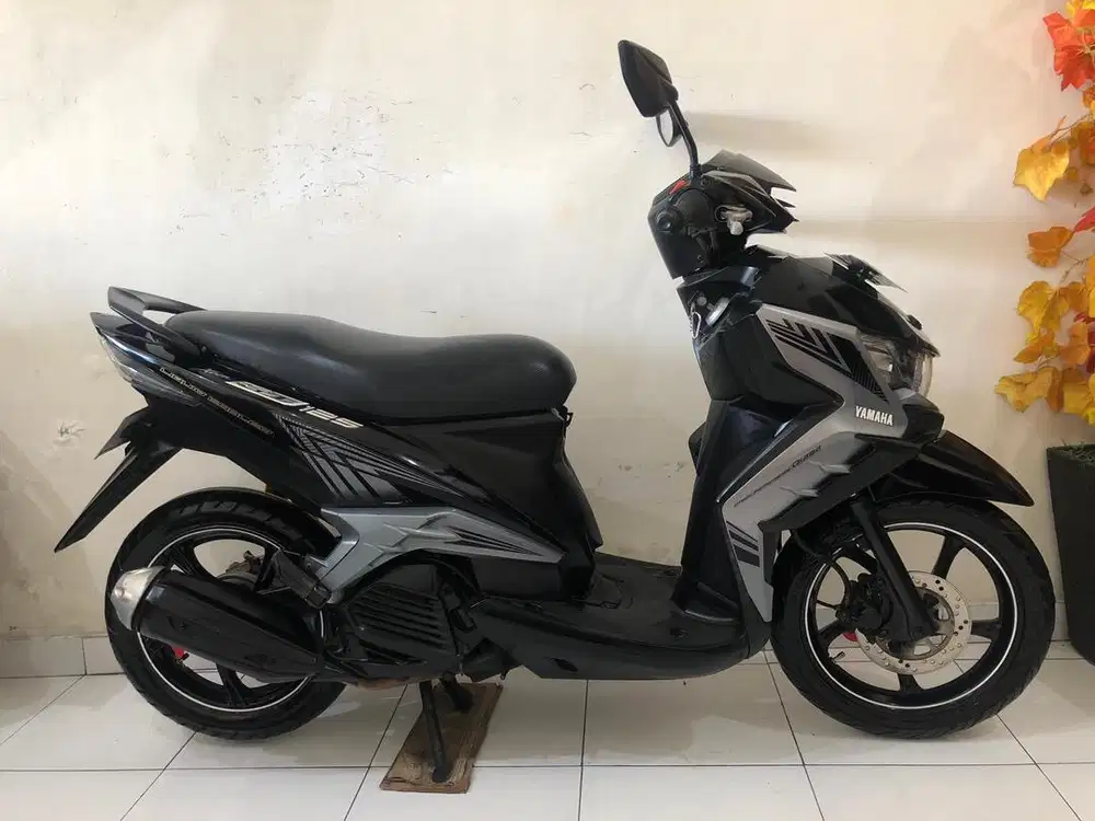 Yamaha Xeon GT Th.2014 hitam!!