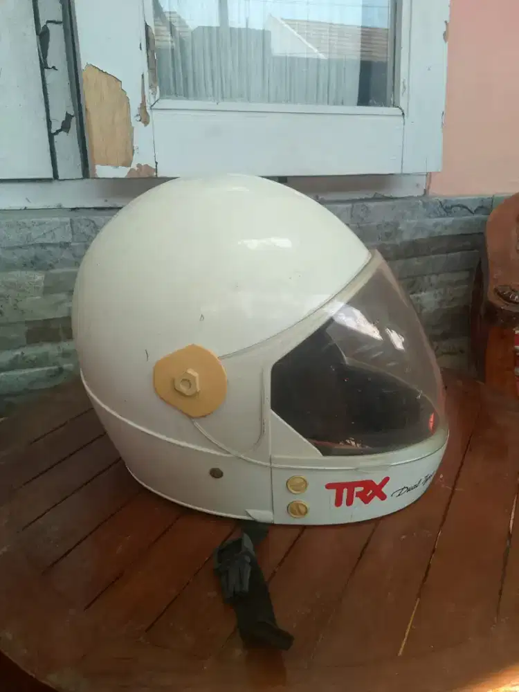 Helm TRX bahan!