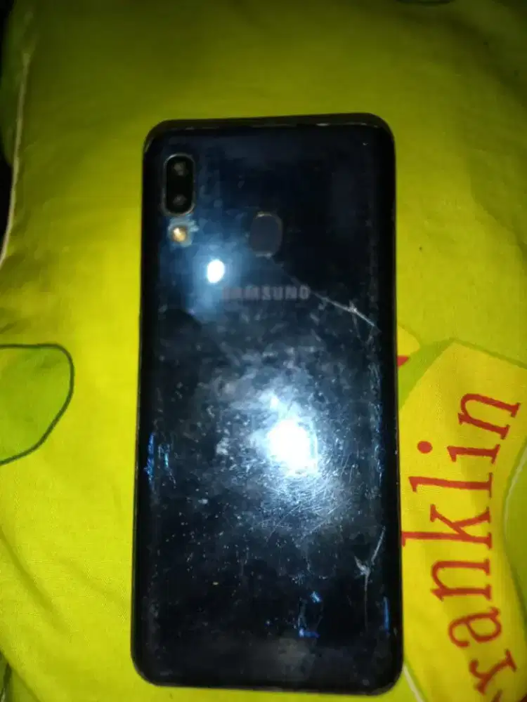 Samsung a20 3/32