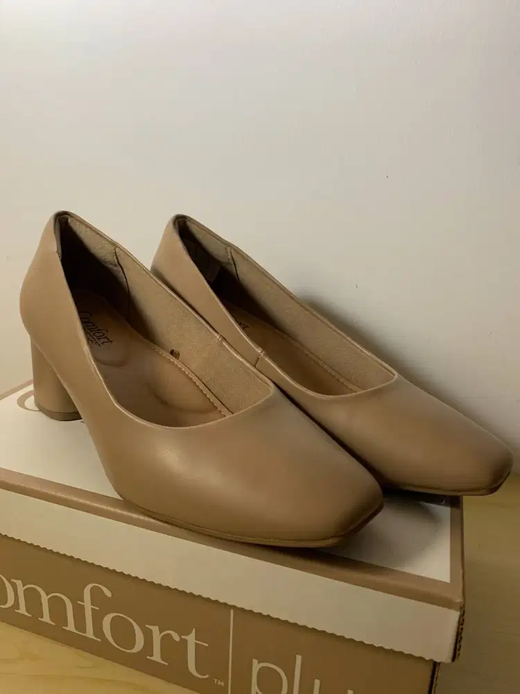 Sepatu Hak Comfort Plus