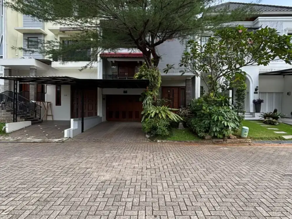 Dijual Rumah di Lebak Bulus, Jakarta Selatan - Luas Tanah 173m2 dengan 4 Kamar Tidur