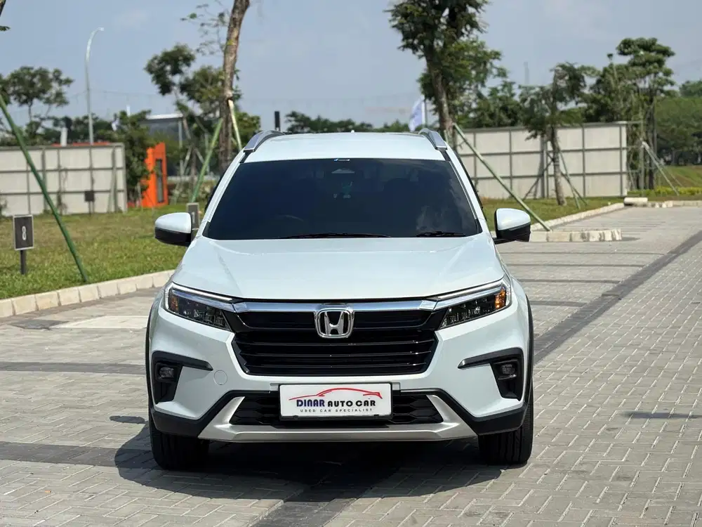 Low km 4000!! Honda Brv 1.5 prestige at 2023 Sensing