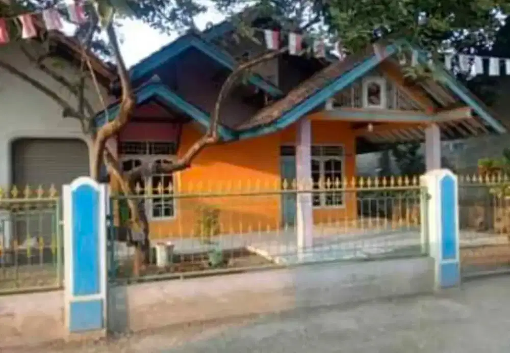 DI JUAL Rumah Kampung Berlokasi Strategis