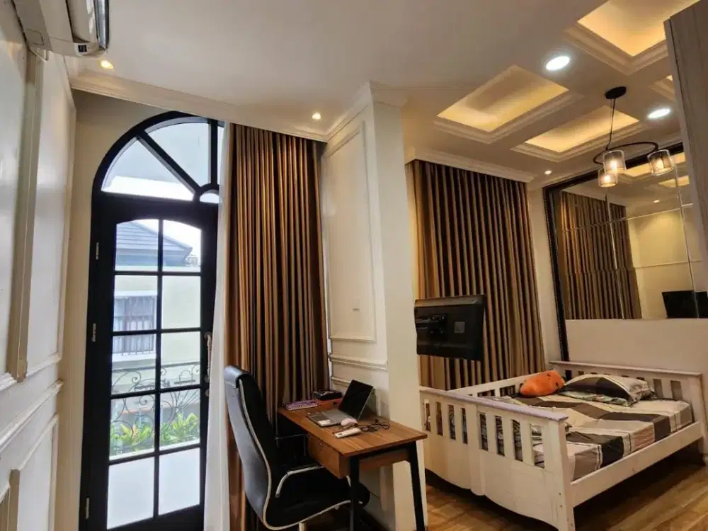 DIJUAL CEPAT RUMAH MEWAH GAYA EROPA KLASIK ANTAPANI BANDUNG