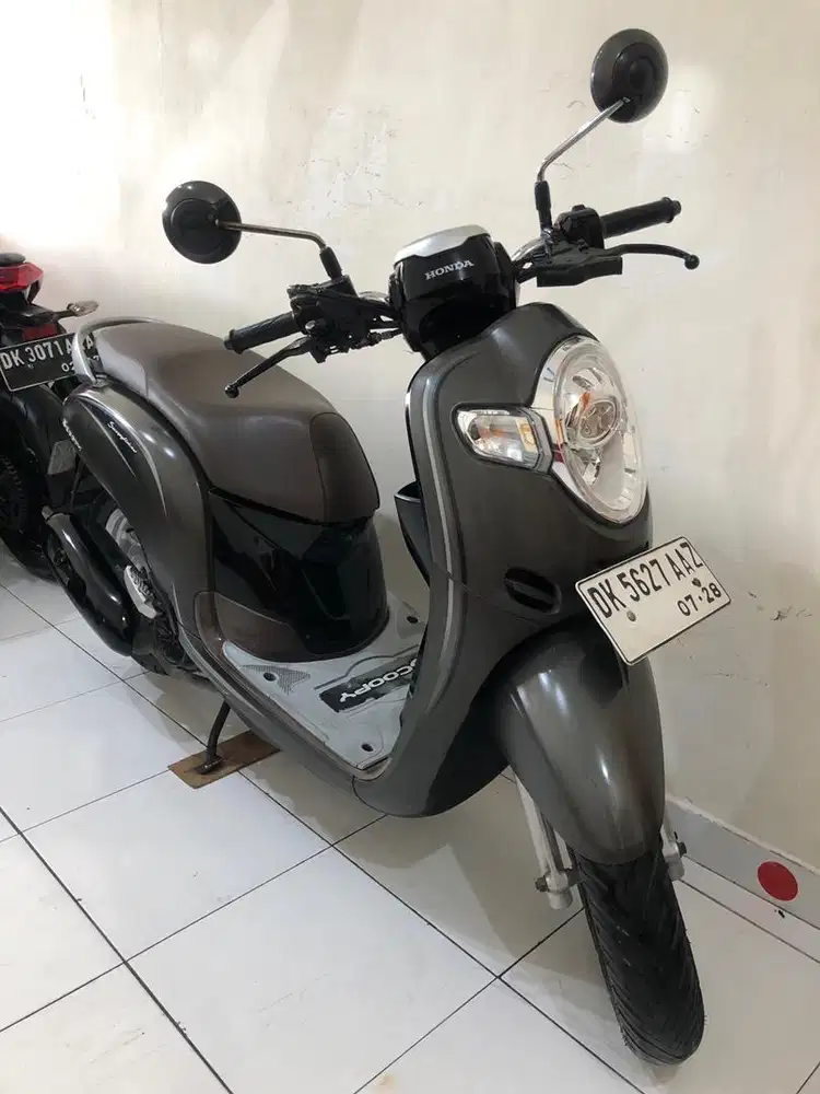 Honda Scoopy Th.2018 abu!!