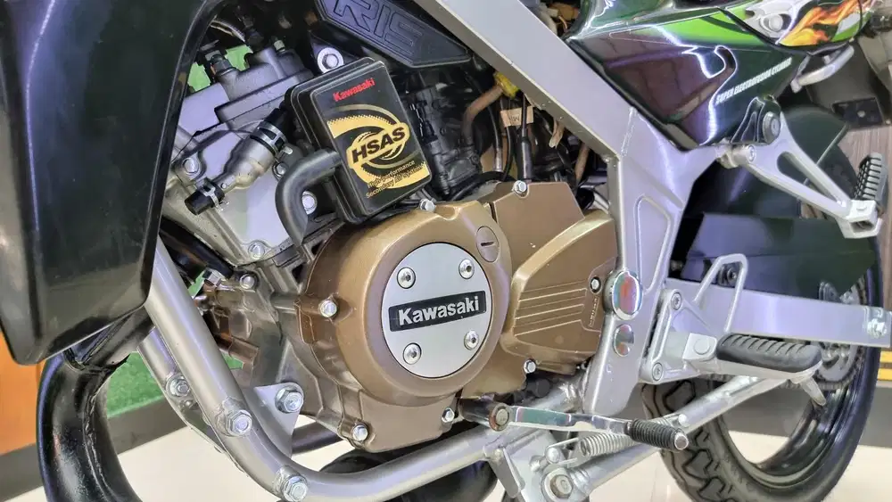 UD ENY MOTOR - Kawasaki Ninja SS thn 2009 fresh