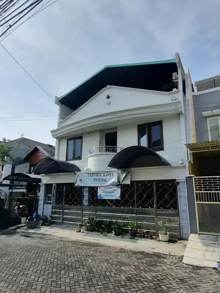 Dijual rumah kos aktif rungkut mejoyo utara