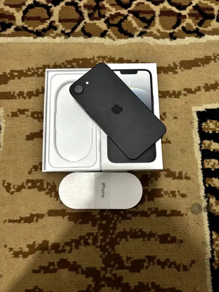 IPHONE 16e 128  INTER