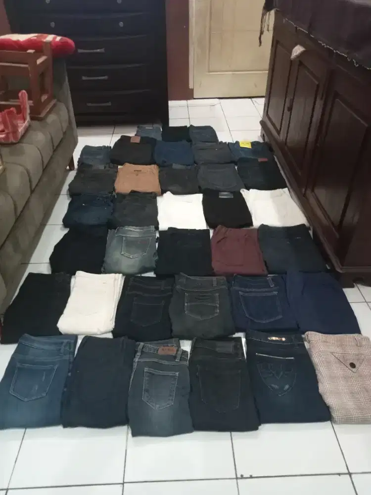 TAKE ALL - JEANS COWOK & CEWEK - 35 PCS - 1.250.000