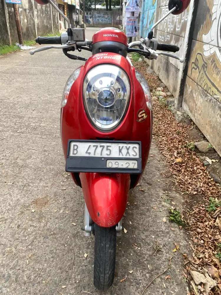 HONDA SCOOPY 2016