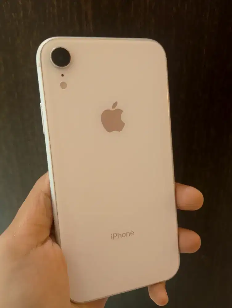 IPHONE XR 64 GB INTERN