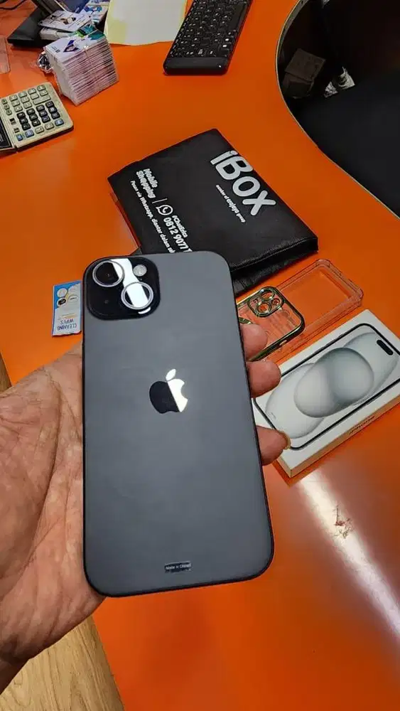 Iphone 15 128gb ibox garansi
