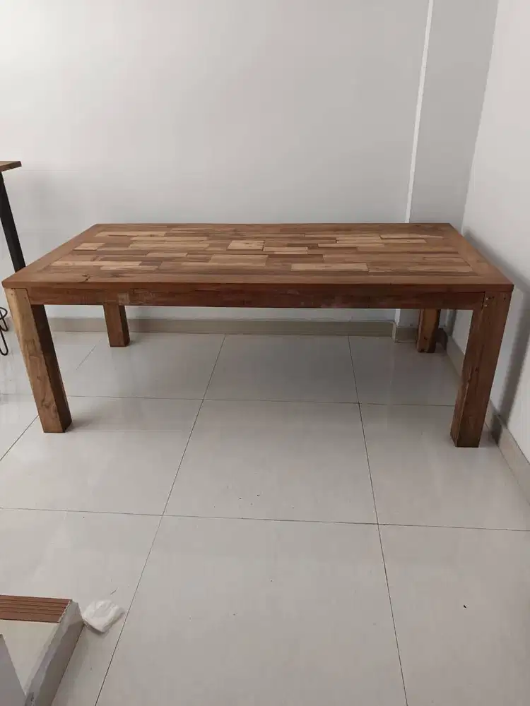 Meja Makan / Rapat Kayu Solid Minimalis (Bekas)