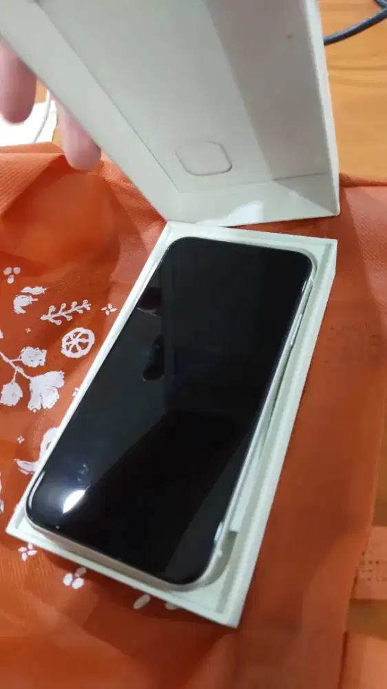 iphone 11 64gb ibox