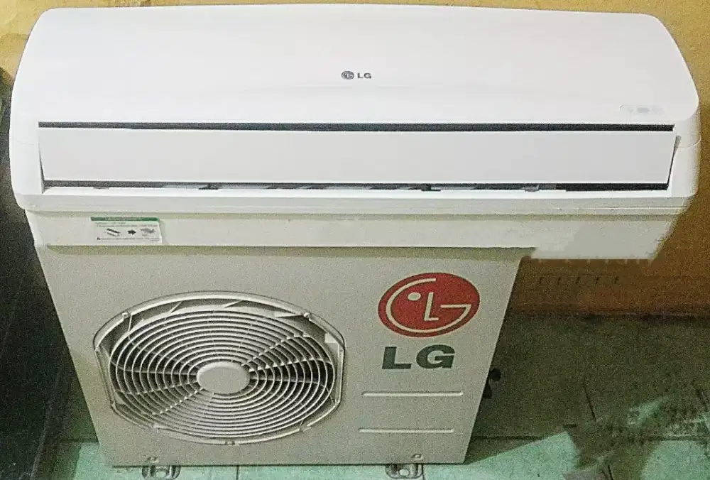 AC LG 1/2 PK R410 Orisinil Low300Watt Bagus Normal & Dingin Sekali
