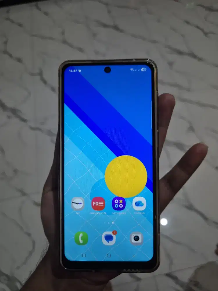Saya mau jual hp samsung a73 5g