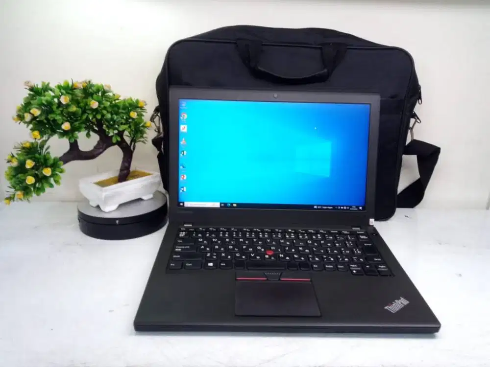 JUAL THINKPAD MURAH, Lenovo X260 i3-6100U/4gb/ssd 128gb/12,5inci FHD