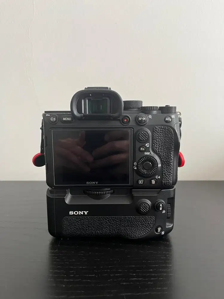 Sony A7RIV Body Only + VG-C4EM