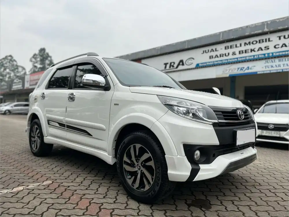 HARGA MURAH!! TOYOTA RUSH S TRD AT MATIC 2015 PUTIH