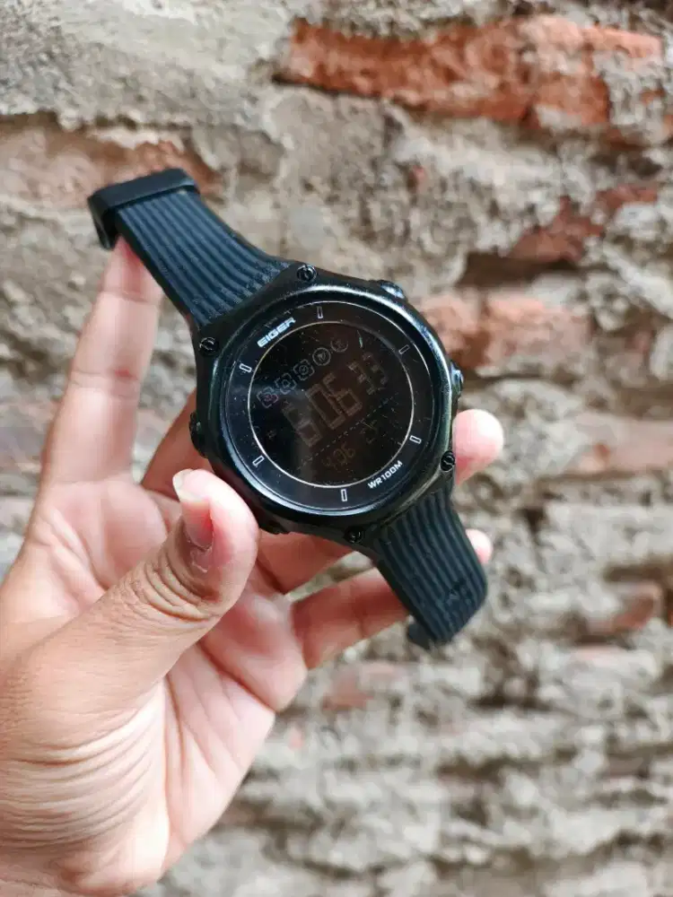 Jual eiger touside full black