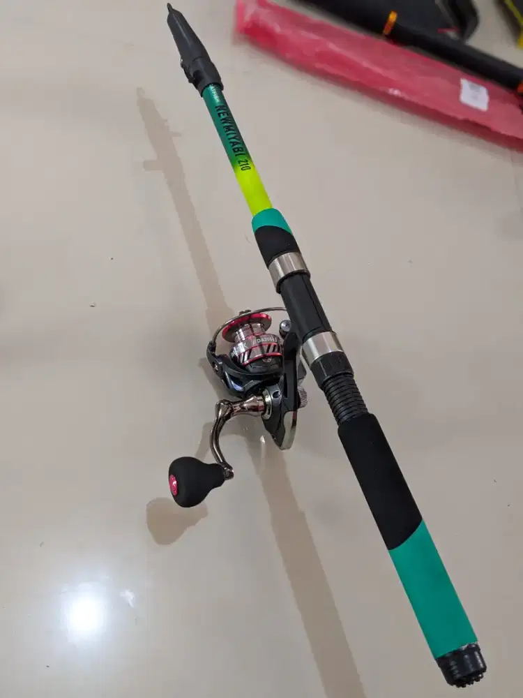 Joran Pancing 2.40 Meter + Reel pasifik Besi 2000 benang PE