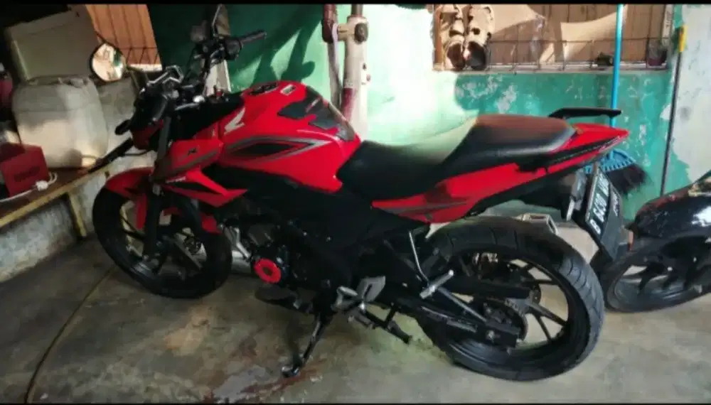 jual CB150R 2017 sawangan plat tangsel juni 2026