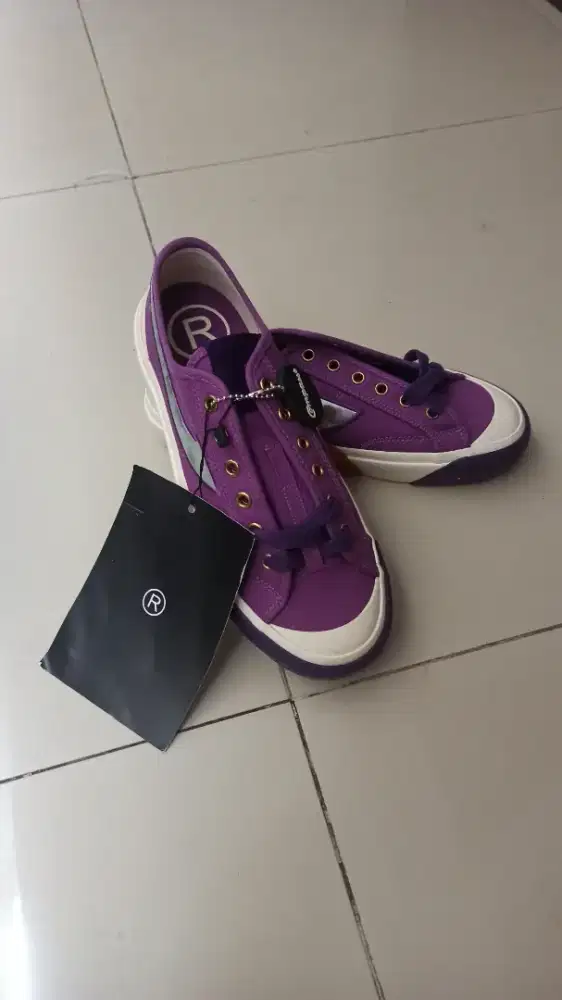 Sneaker merk COMPASS (Original) size 40