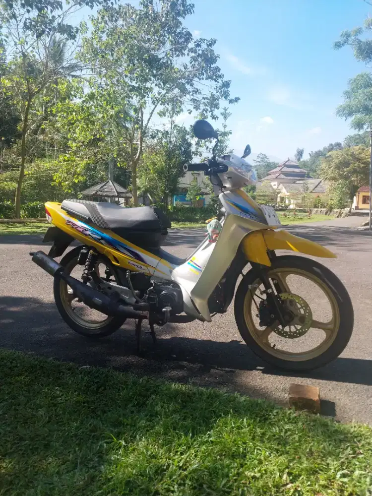Di jual F1ZR 1997