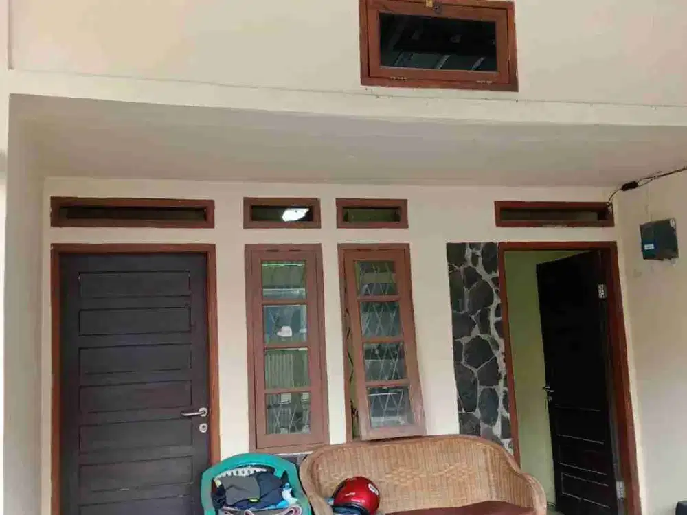 Dijual rumah siap huni di komplek margahayu raya kota bandung