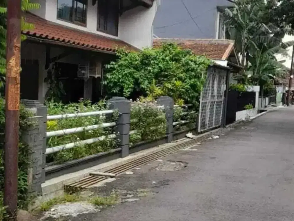 Jual Aset Lelang Bank Rumah Di Komplek Bentang Asri Turangga