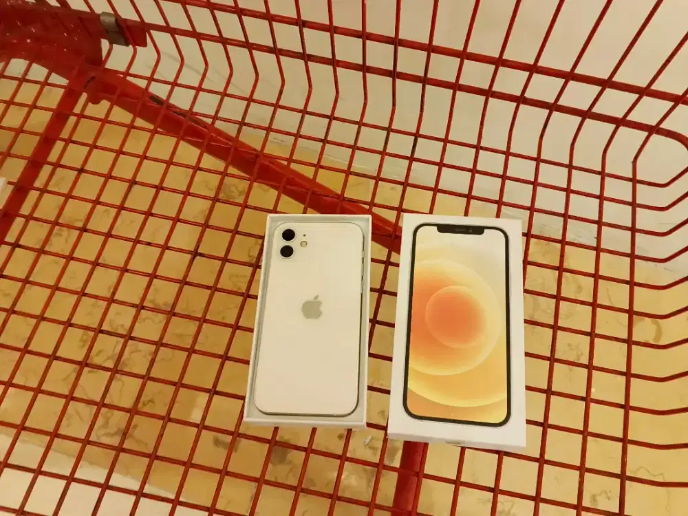 Iphone 12 128gb cukup beli baru